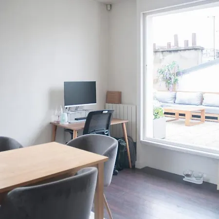 Charming Design Apt With Terrace In Paris Διαμέρισμα Παρίσι