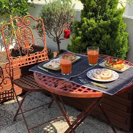 Charming Design Apt With Terrace In Paris Διαμέρισμα